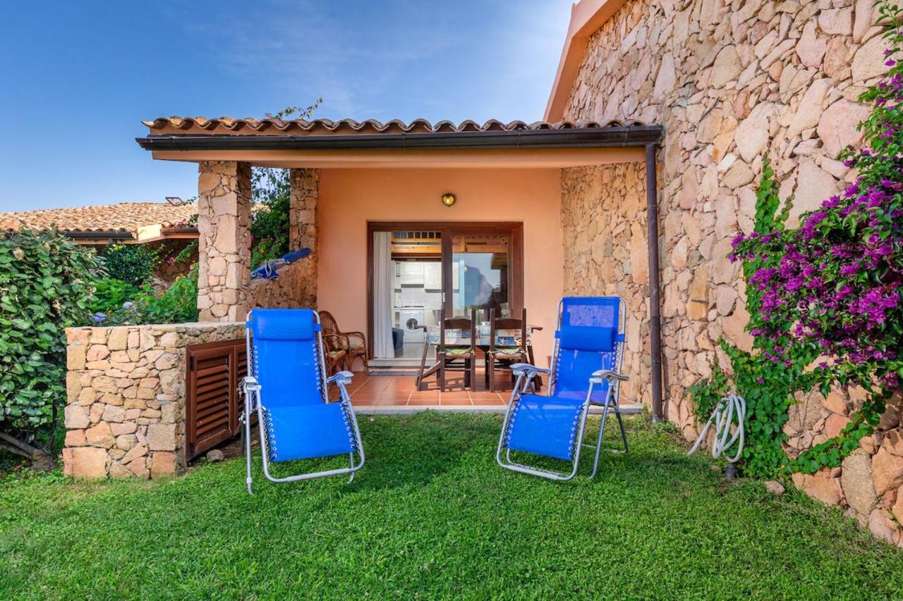 Spacious In San Teodoro With Garden And Parking Appartement